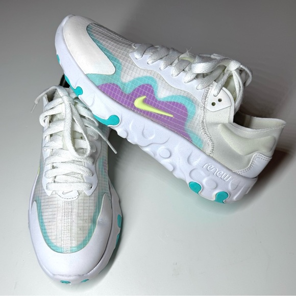Nike Women's Renew Lucent Running Sneakers Size- 8 - Picture 1 of 9